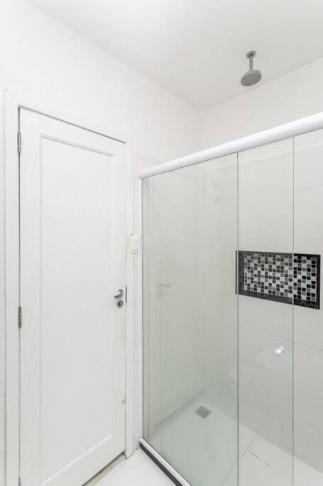 Apartamento Laranjeiras 2qts - Amplo, Estiloso Com Vaga! Rio de Janeiro